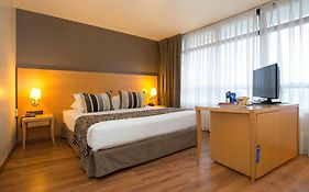 Tryp 4*